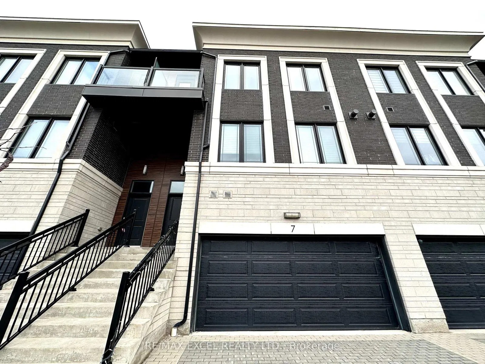 7 Caseley Way Village Park Townhomes 3 Beds 6 Baths