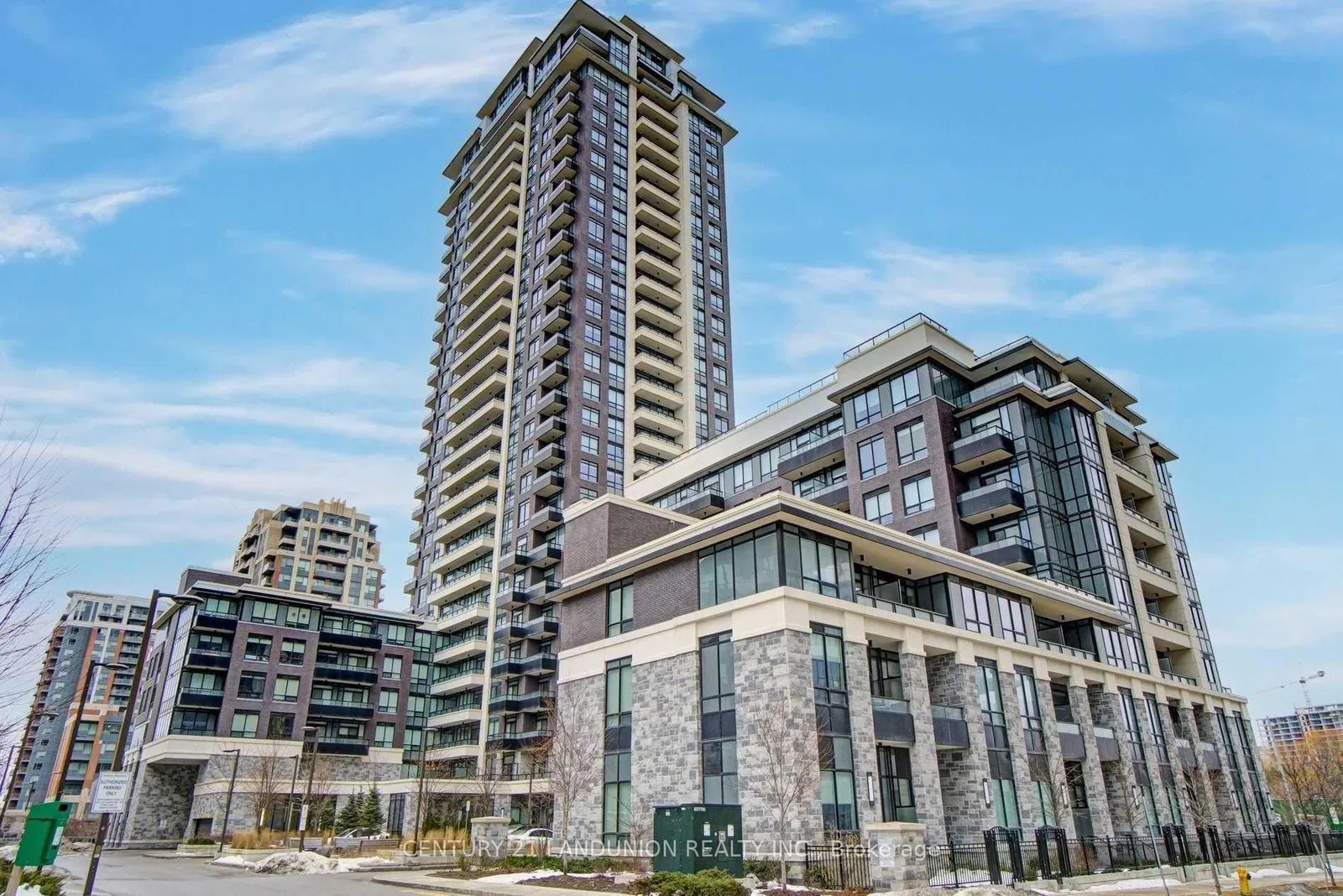 15 Water Walk Dr Riverside Uptown Markham Condos 2 Beds 2 Baths
