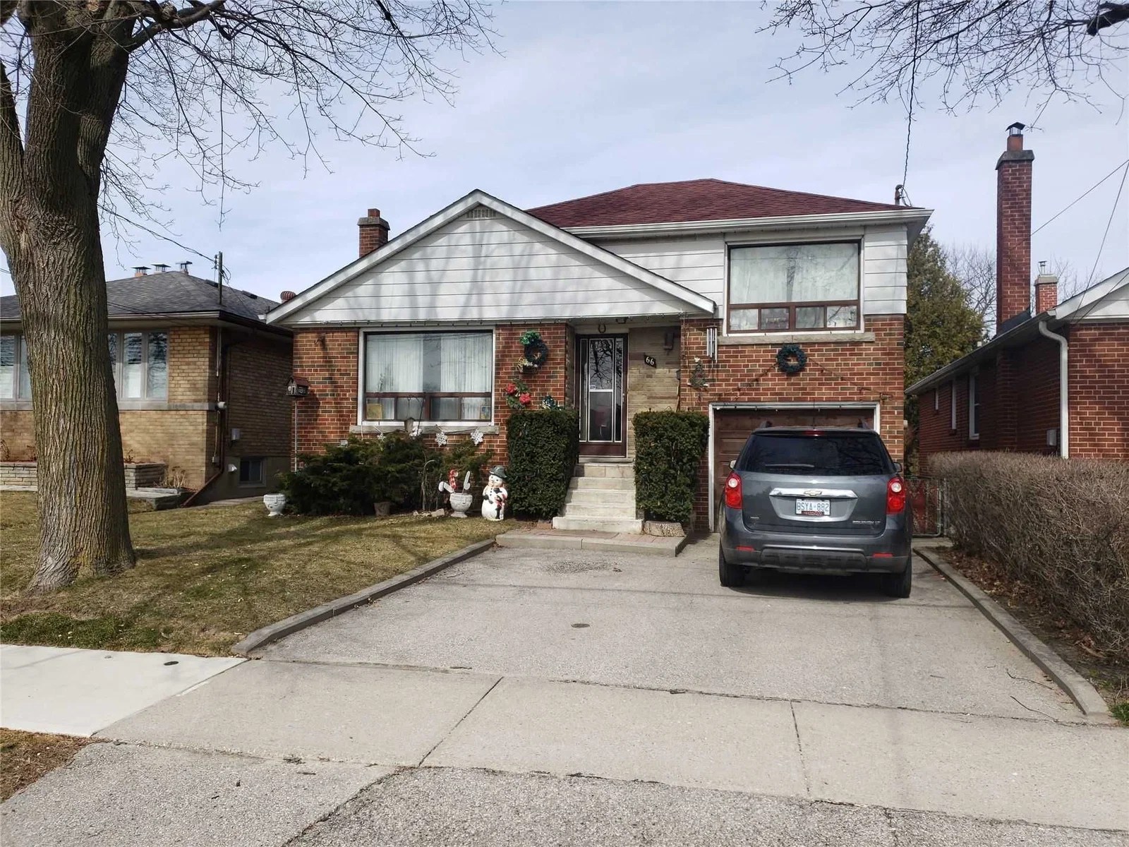 66 Norseman St 3 Beds 2 Baths