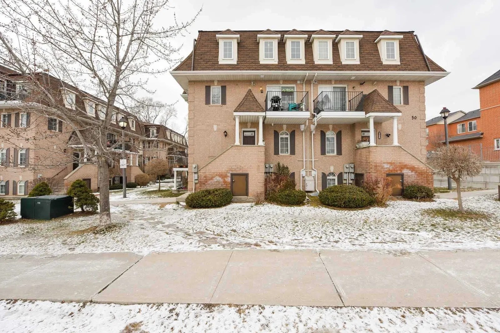 50 Sidney Belsey Cres Sidney Belsey Crescent Townhomes 3 Beds 2