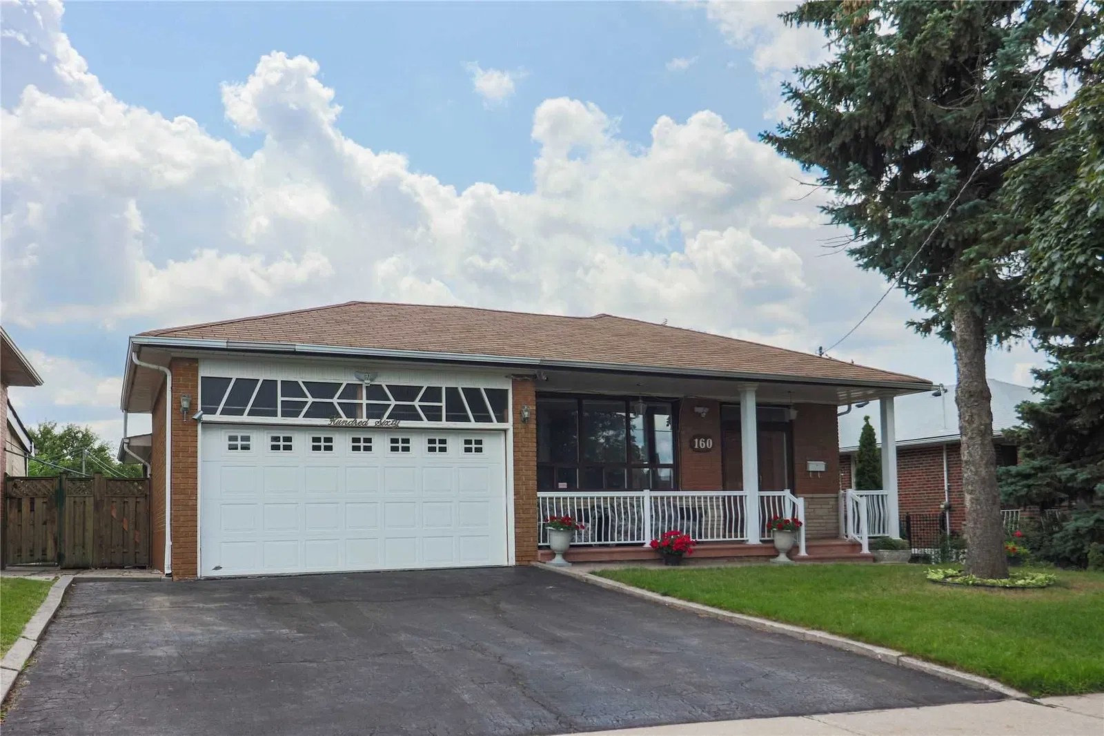 160 Derrydown Rd 3 Beds + 3 2 Baths