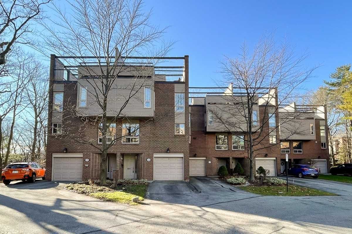 1250 Marlborough Crt Treetop Estates Townhomes 3 Beds 3 Baths strata.ca
