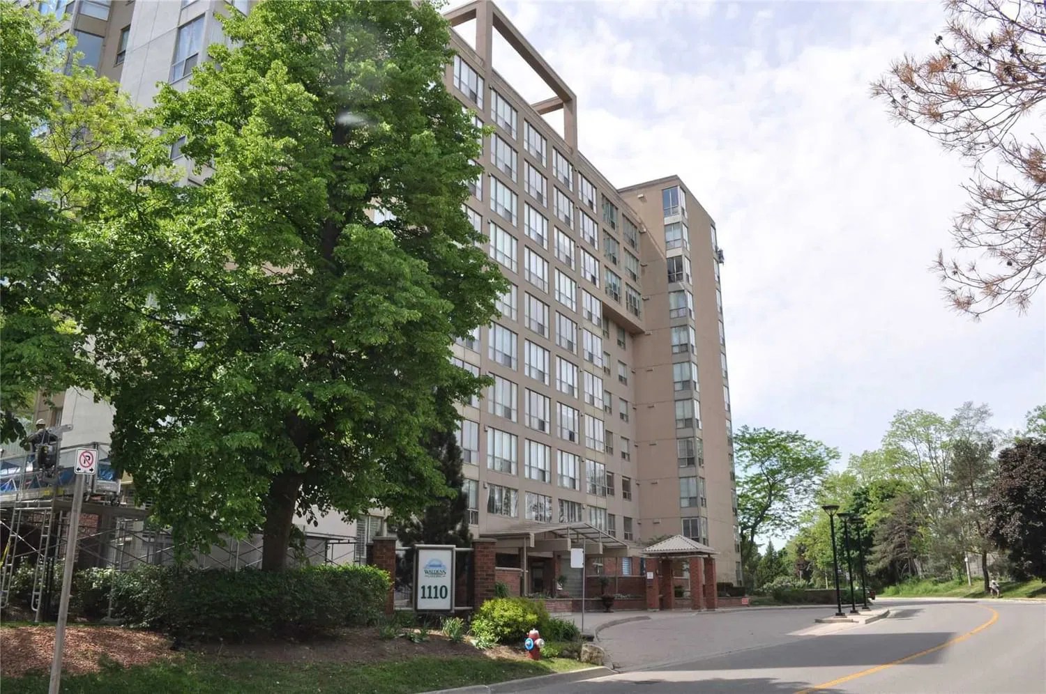 1110 Walden Circ Walden Circle Townhomes 1 Bed 1 Bath Unit 501