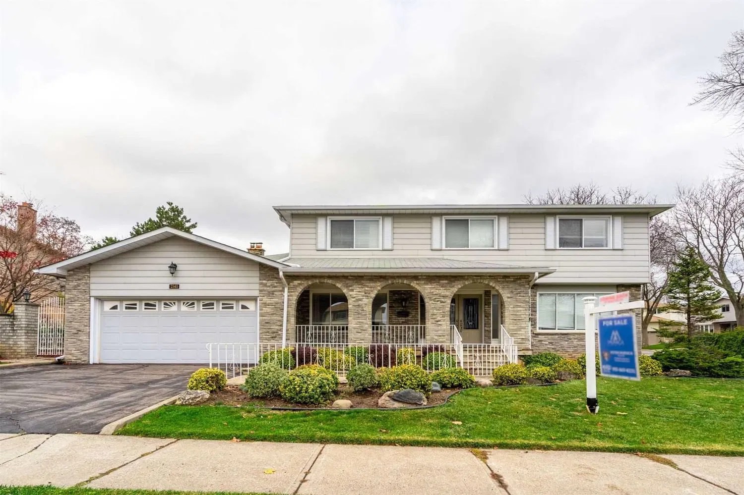 2141 Cartier Cres 4 Beds 4 Baths strata.ca