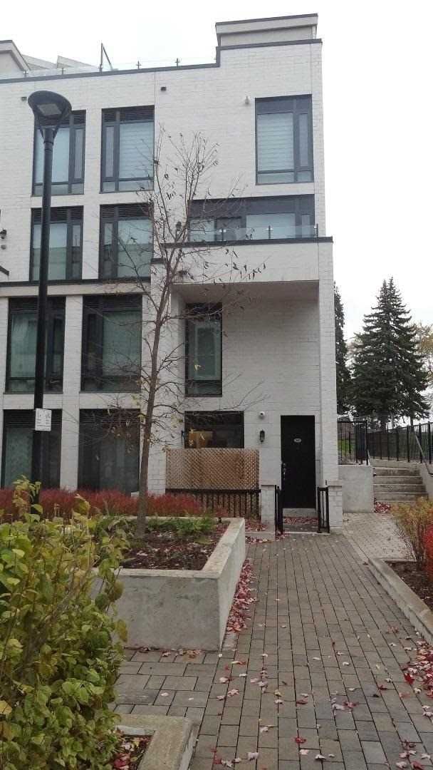 132 Hill Blvd & Eglinton Townhomes 1 Bed 1