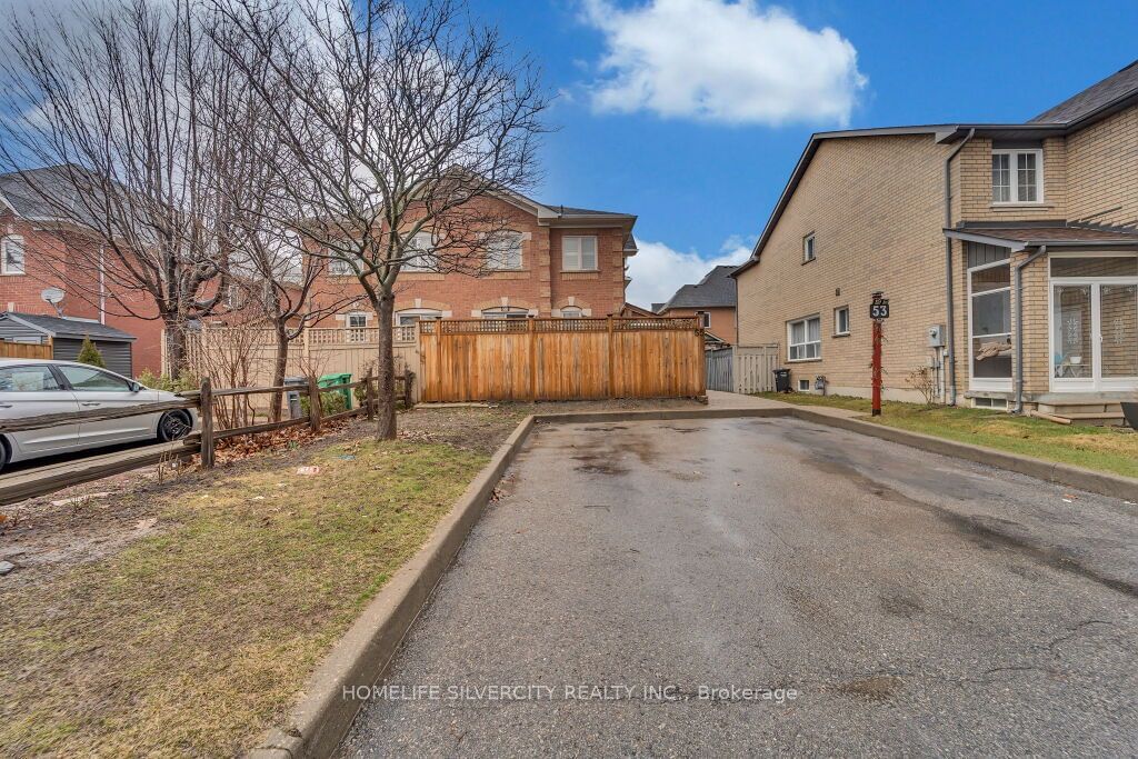 55 Yellow Brick Rd 2 Beds + 1 3 Baths