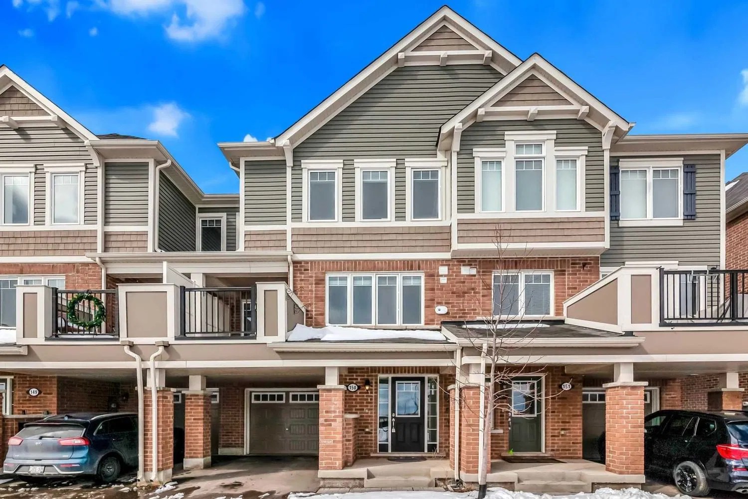 1000 Asleton Blvd Hawthorne South Village Townhomes 3 Beds 3