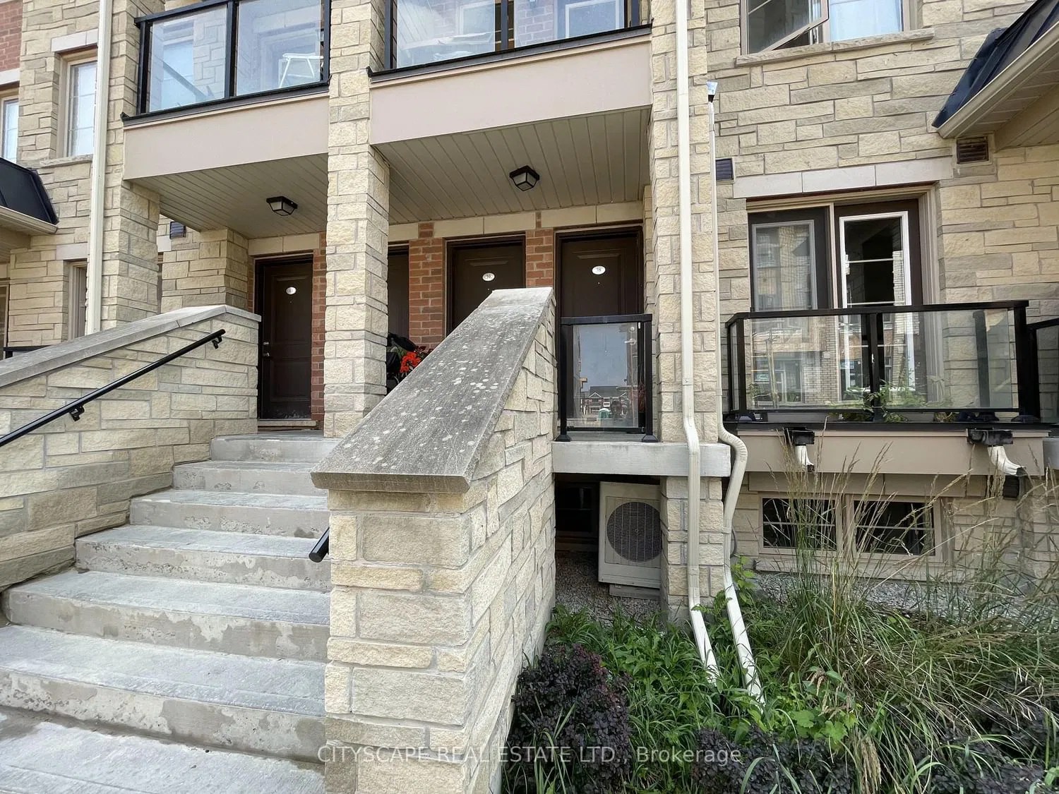 200 Veterans Dr Newtowns at Mount Pleasant Townhomes 3 Beds 3