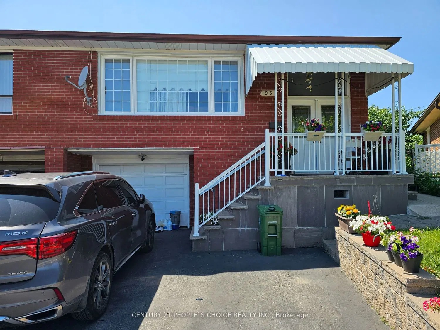 93 Maryhill Dr 3 Beds 1 Bath