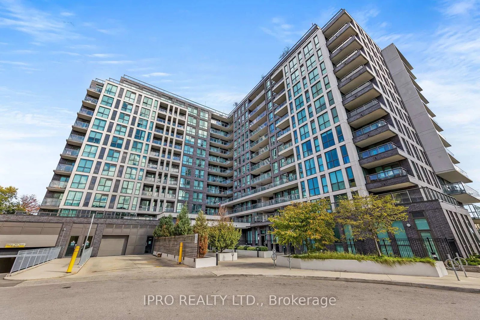 80 Esther Lorrie Dr Cloud 9 Condos 1 Bed + 1 1 Bath Unit 1002