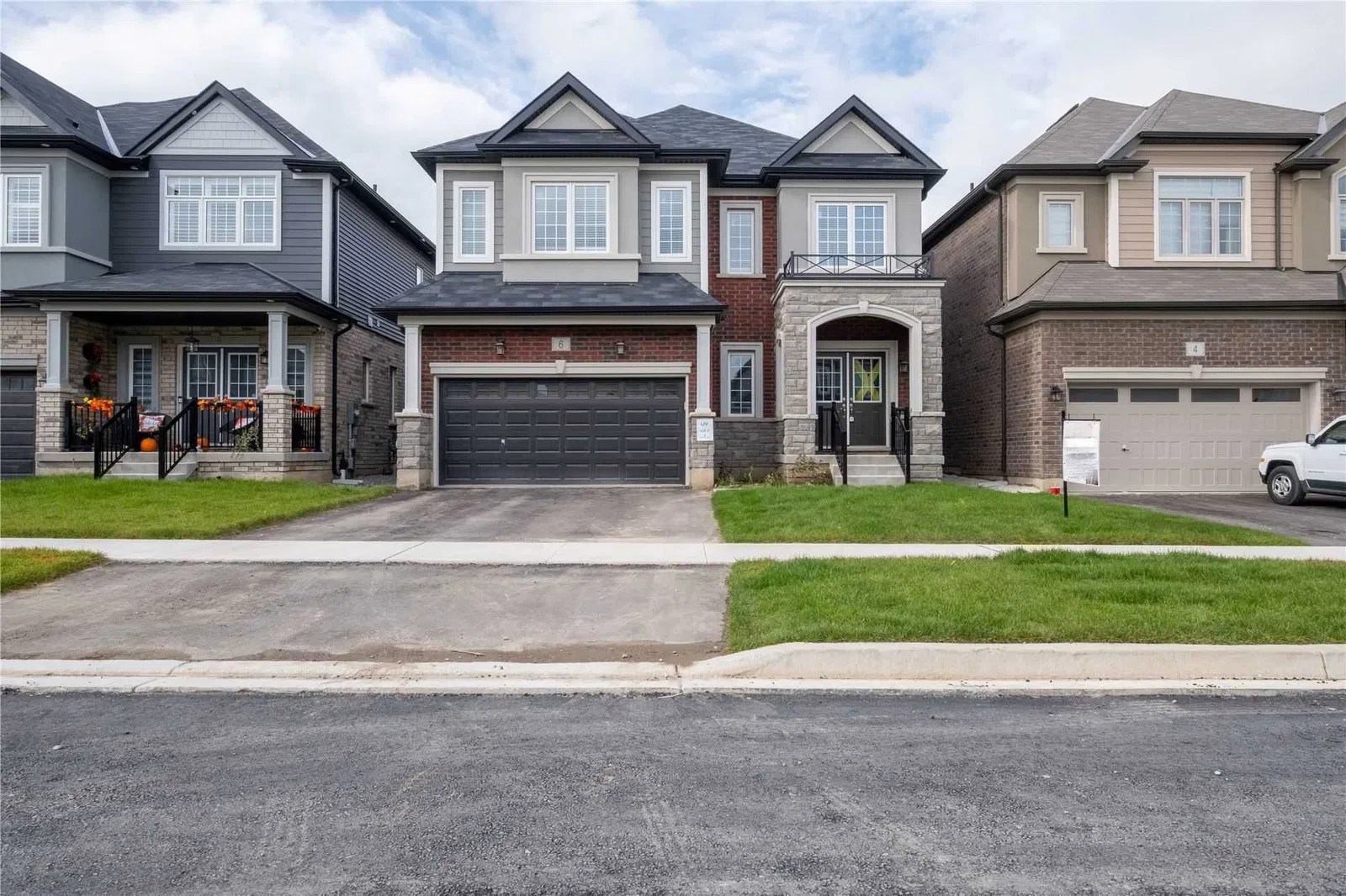 6 Rowley St 4 Beds 3 Baths