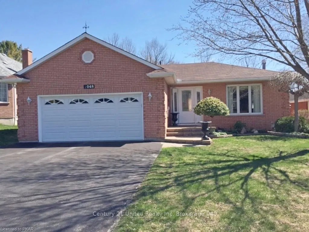 1048 Afton Rd 1 Bed + 2 3 Baths strata.ca