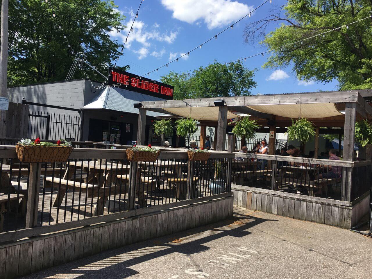 We Love Dining at These Outdoor Patios in Memphis