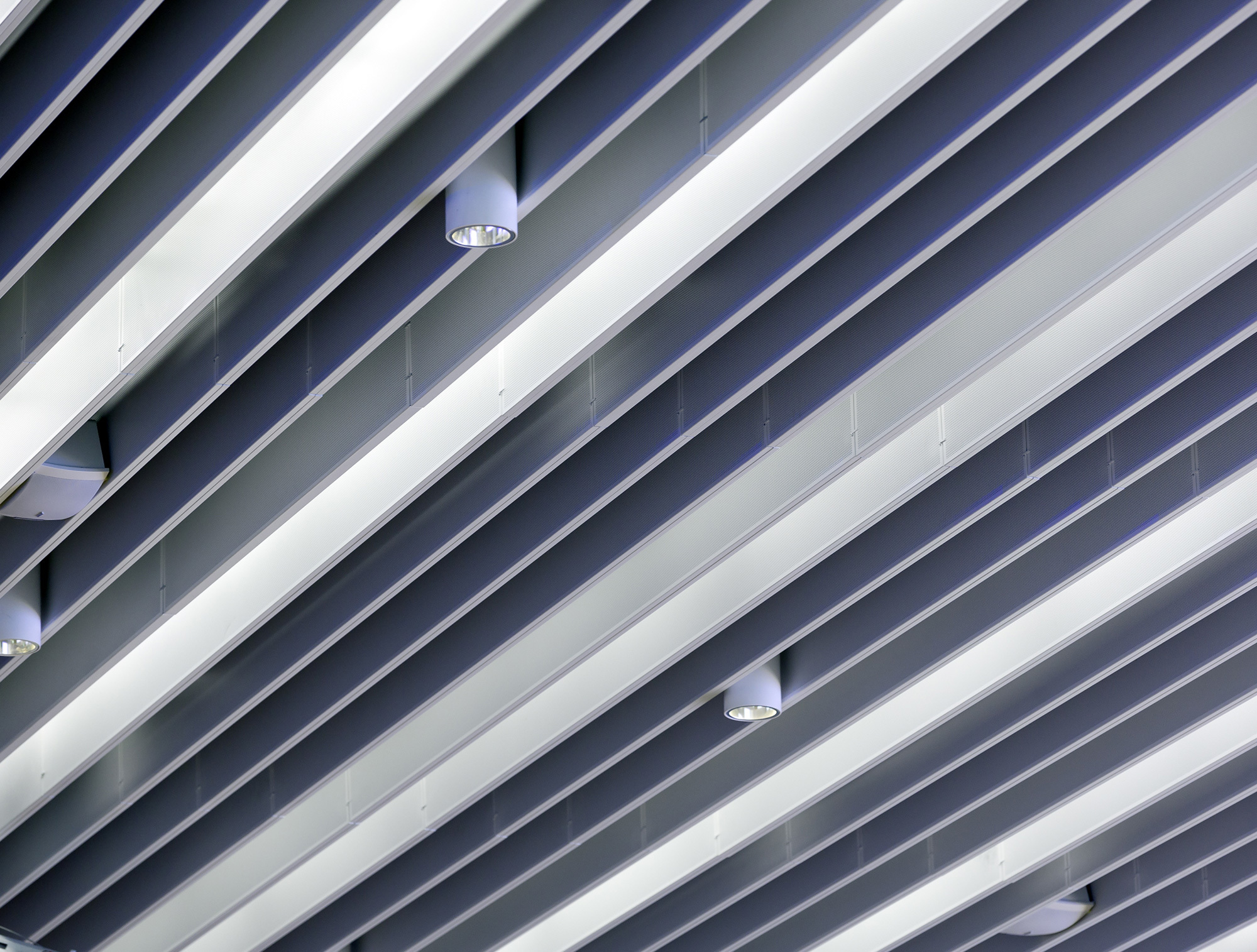 Baffle ceiling by Lindner Group STYLEPARK