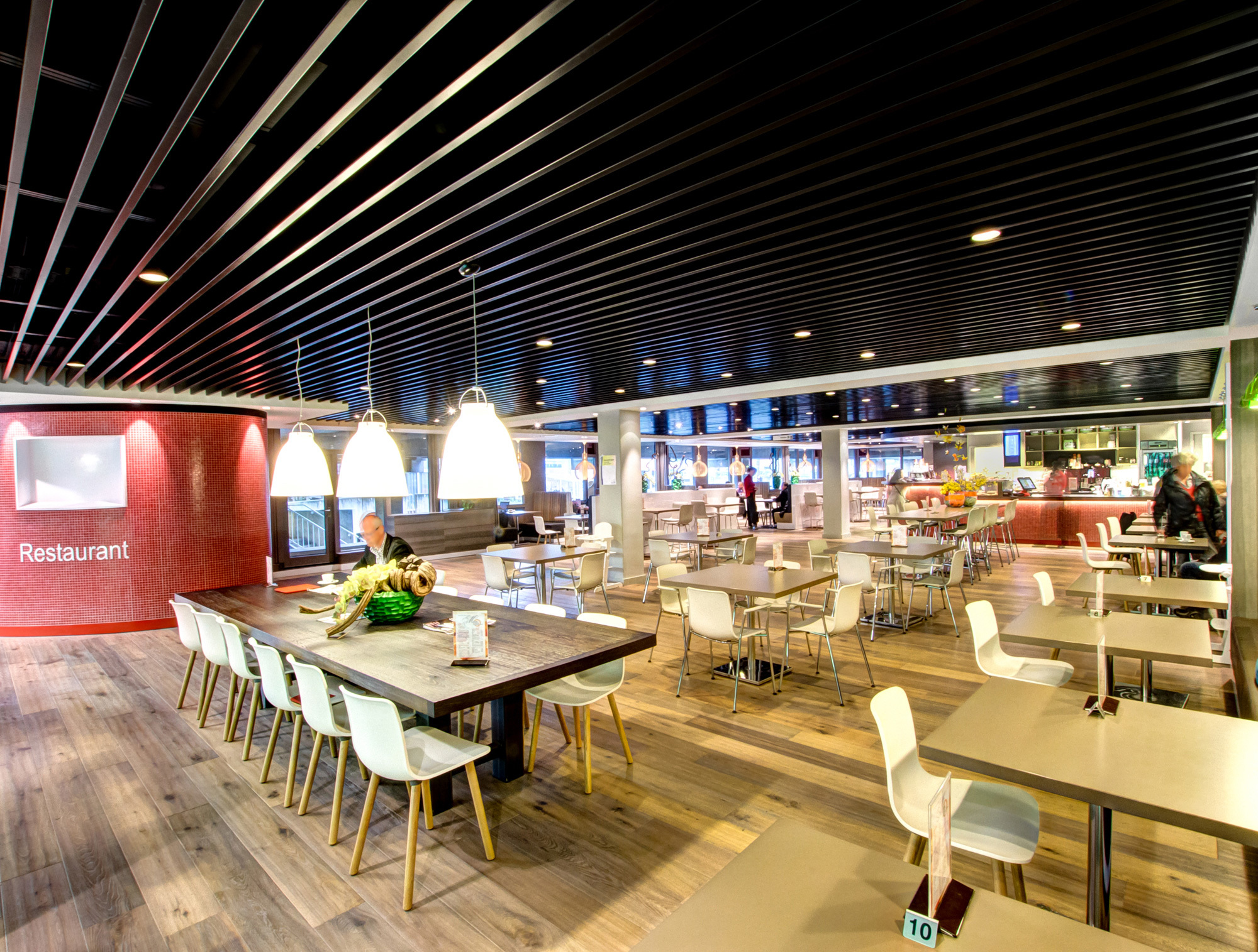 Baffle ceiling by Lindner Group STYLEPARK