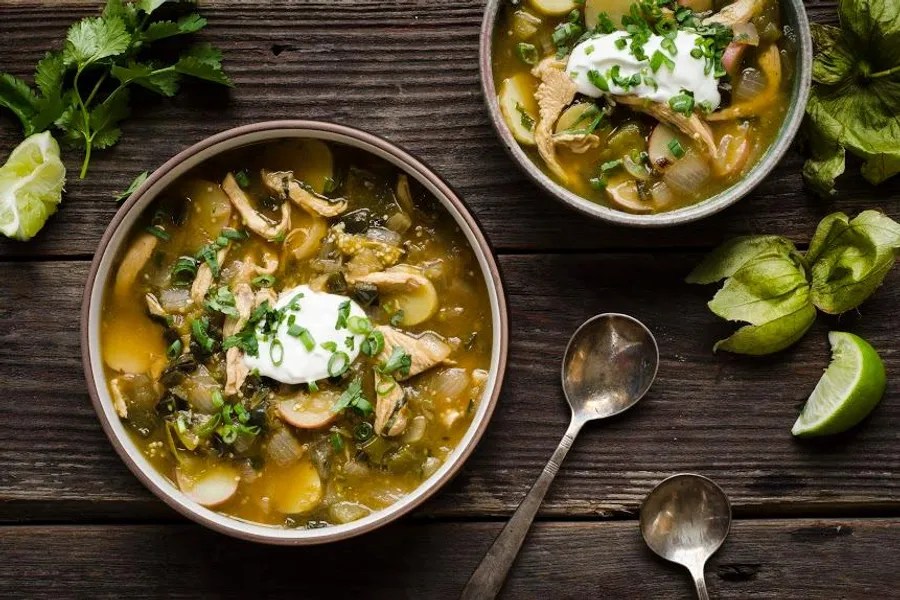 Chili verde stew with roasted tomatillos and chicken Sunbasket