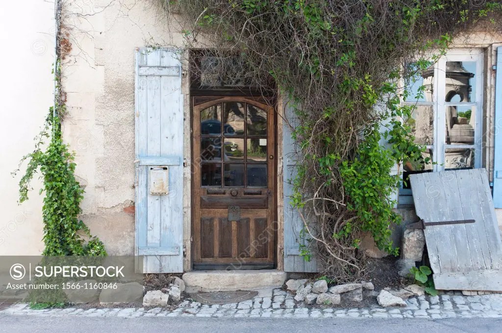 House in Flavigny sur ozerain SuperStock