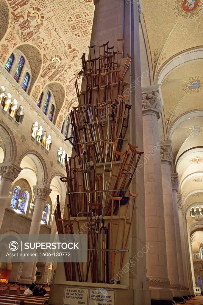 Canada, Québec, Ste Anne de Beaupre basilica, crutches SuperStock