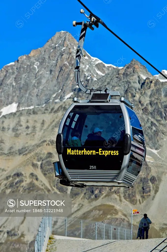 Gondola cable car of the Matterhorn Express at the station Schwarzsee