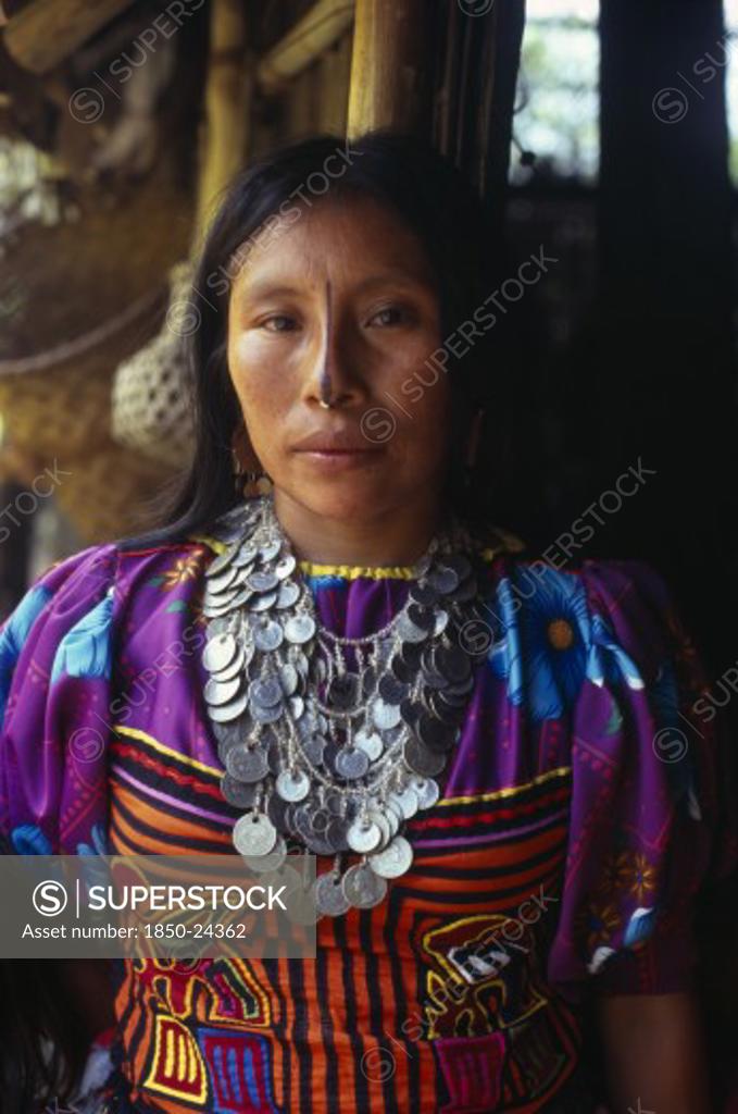 Colombia, Darien, Kuna Indigenous Tribe, ThreeQuarter Portrait Of Kuna