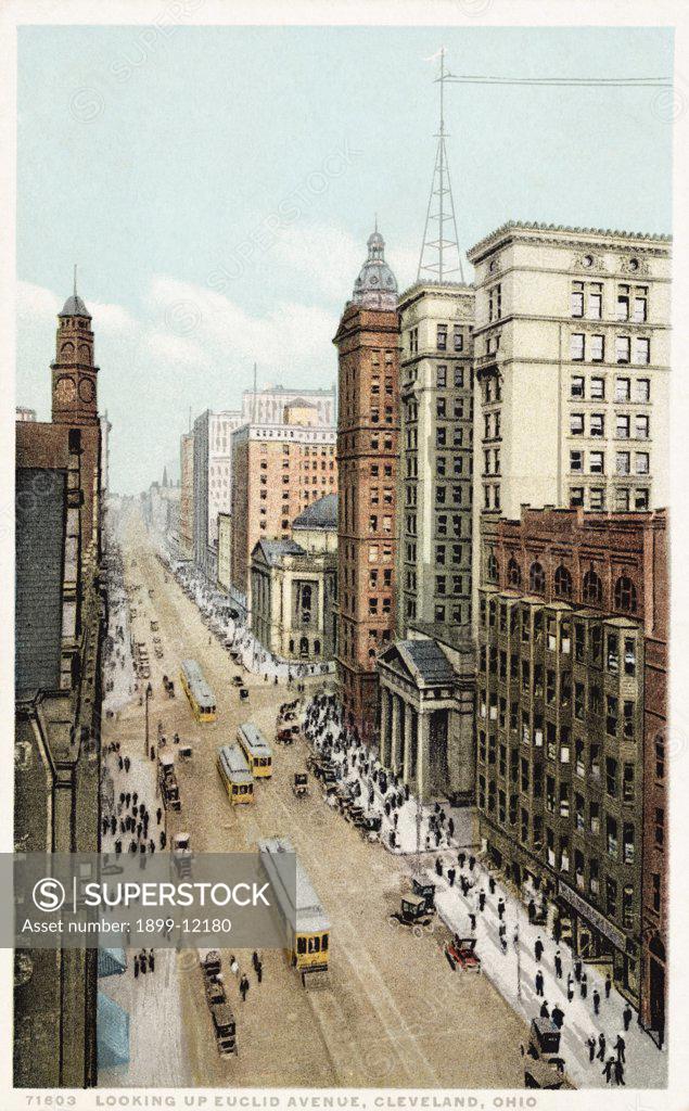 Looking Up Euclid Avenue, Cleveland, Ohio Postcard. ca. 19151925