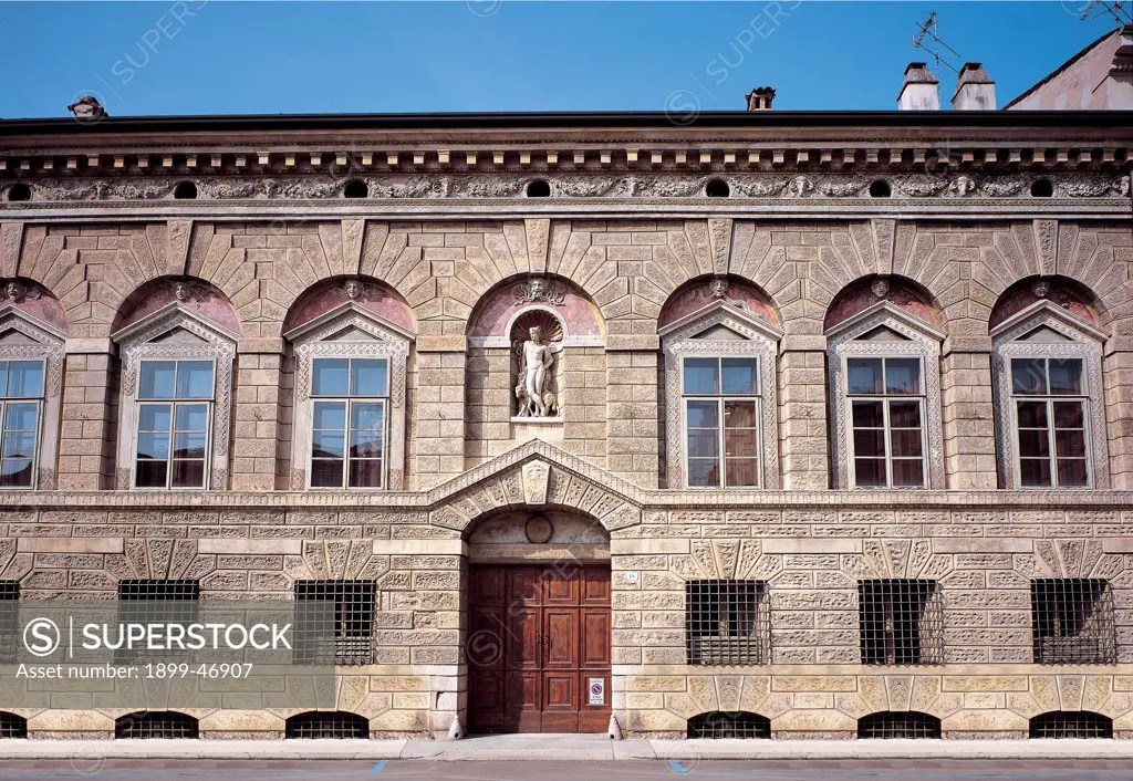 Giulio Romano's House on Via Poma, Mantua, by sketch Pippi Giulio known