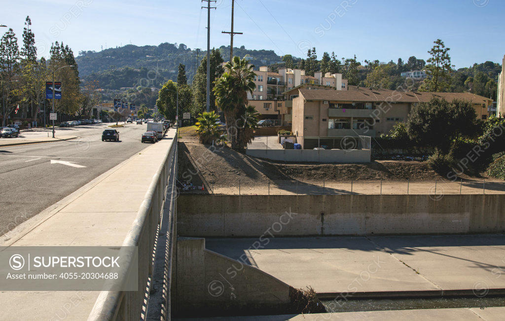 Vineland Avenue looking south over the Los Angeles River, Studio City