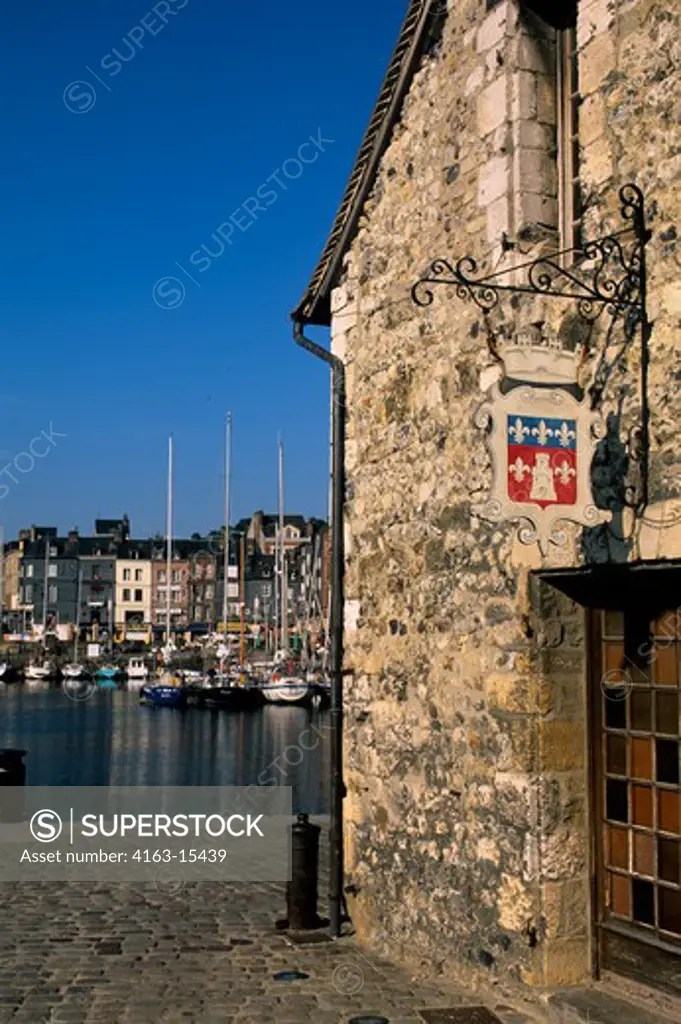FRANCE, NORMANDY, HONFLEUR, HARBOR, MEDIEVAL HOUSE SuperStock