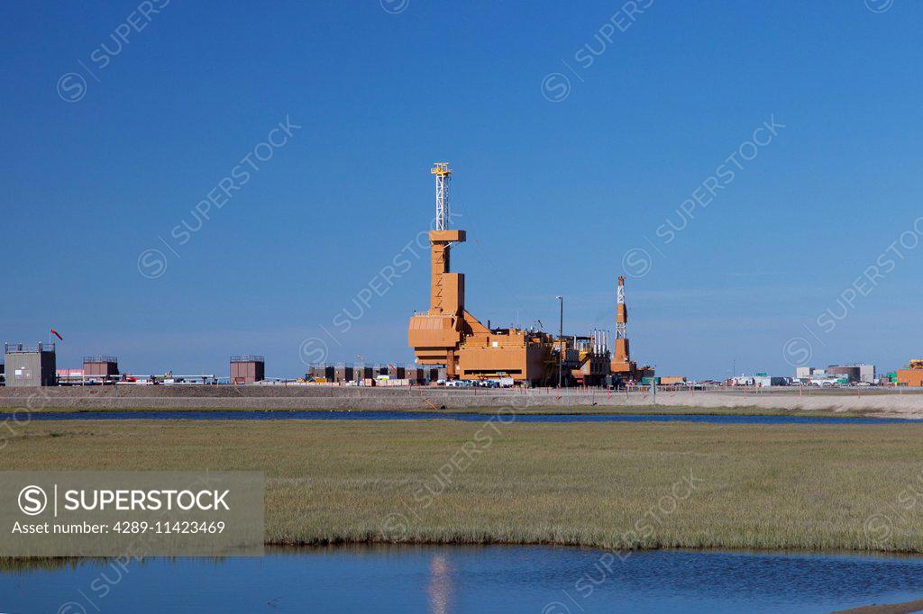 Doyon Drilling Rig 25 on J Pad in the Prudhoe Bay Oilfield, North