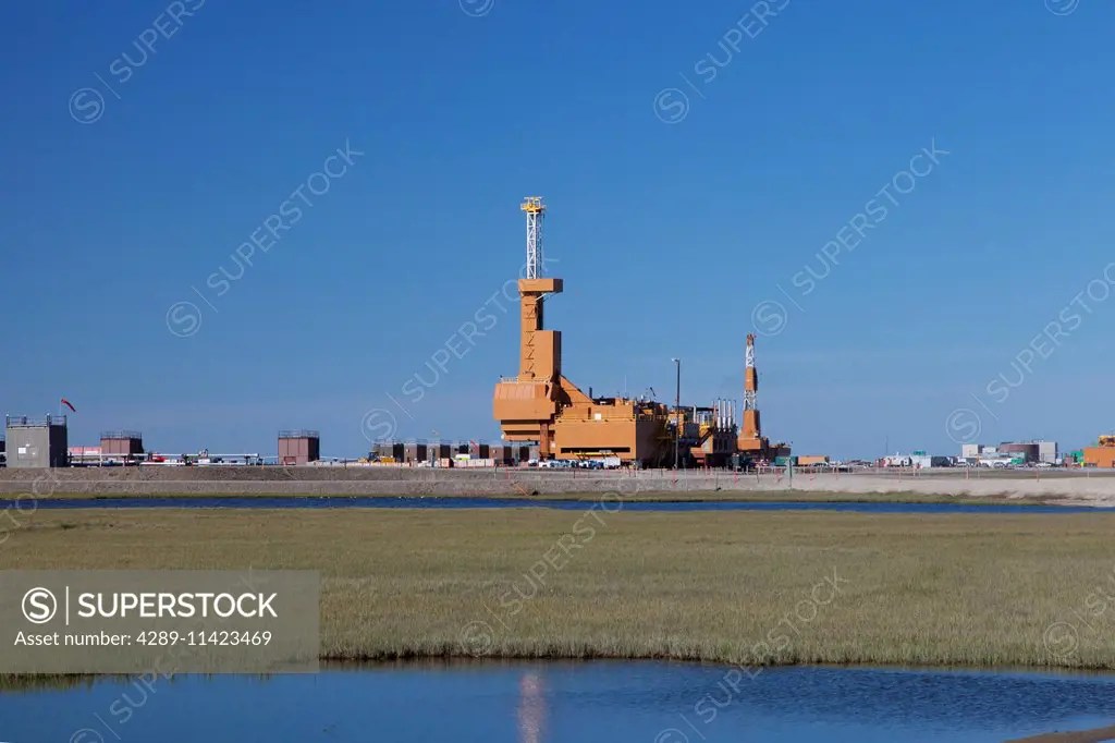 Doyon Drilling Rig 25 on J Pad in the Prudhoe Bay Oilfield, North