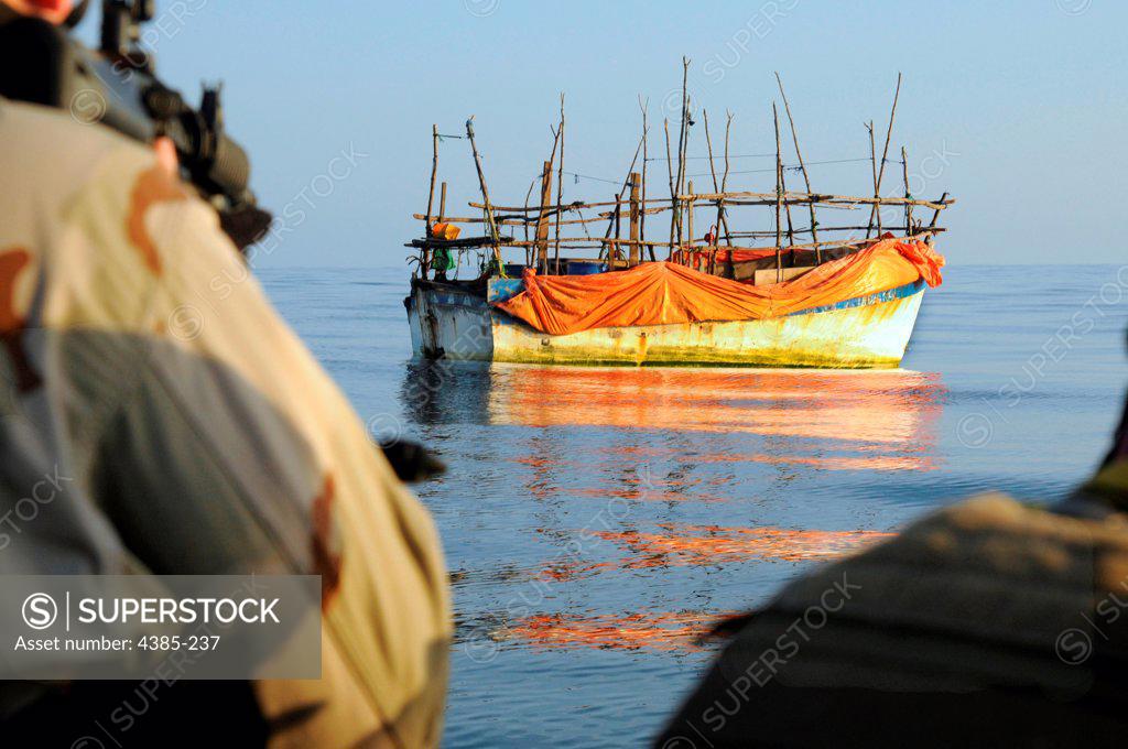 Members of USS Chosin's (CG 65) visit, board, search and seizure (VBSS