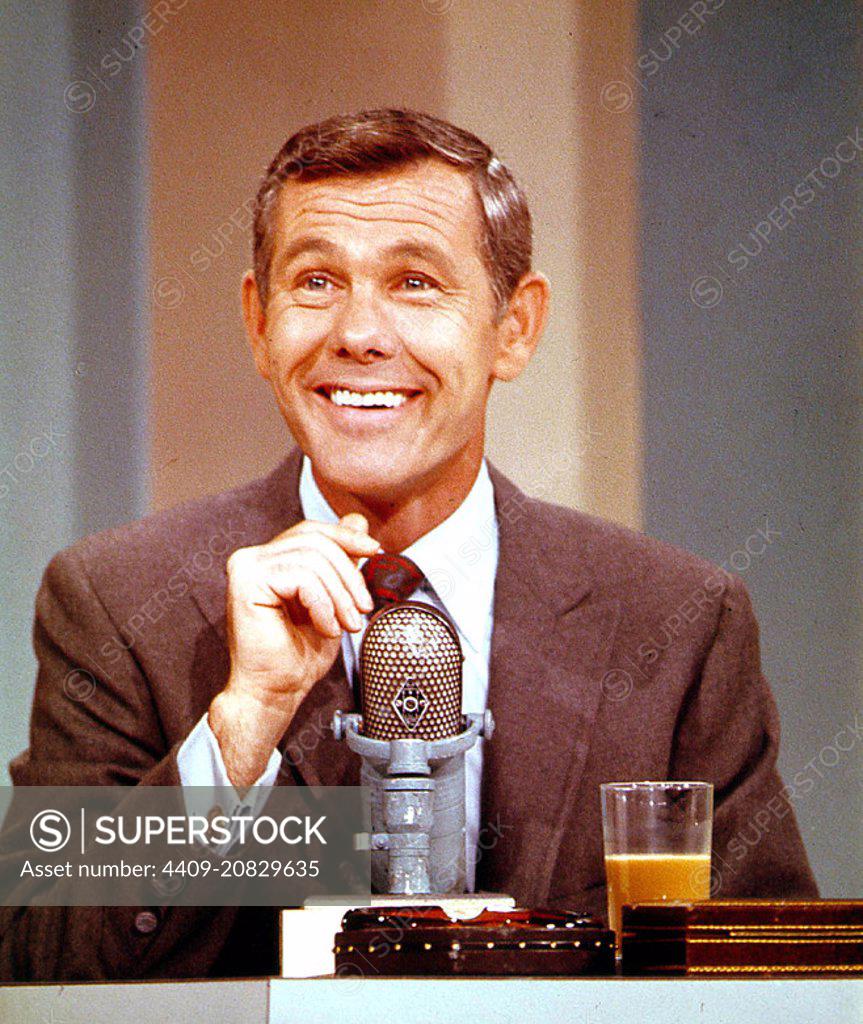 JOHNNY CARSON in THE JOHNNY CARSON SHOW (1955). SuperStock