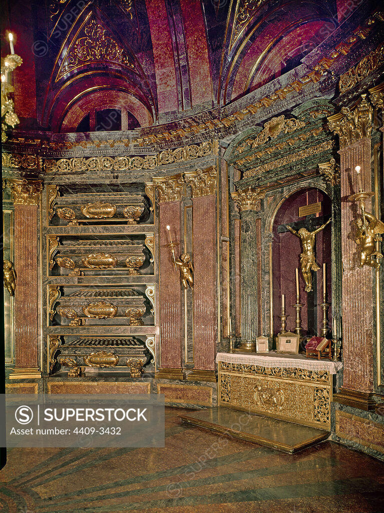 Royal Pantheon (Kings crypt). Eightsided baroque mausoleum made of