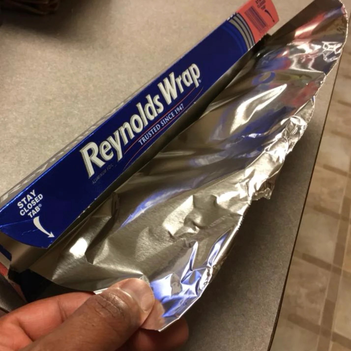 There’s one side of aluminum foil that shines more than the other. Here