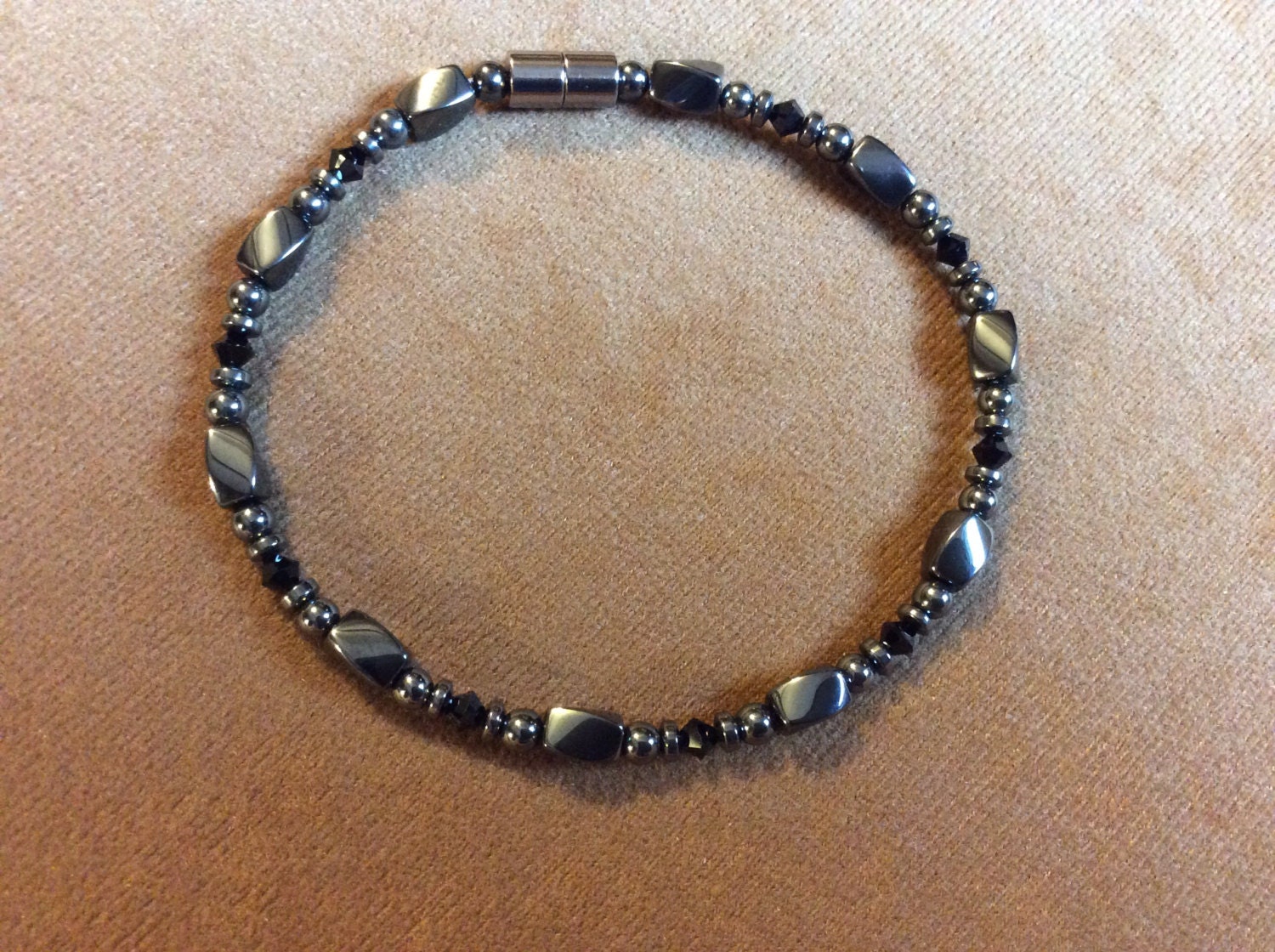 Top 69+ bracelet benefits latest 3tdesign.edu.vn