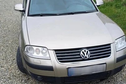 2004' Volkswagen Passat na sprzedaż 🔹 Nowy Sącz, Polska