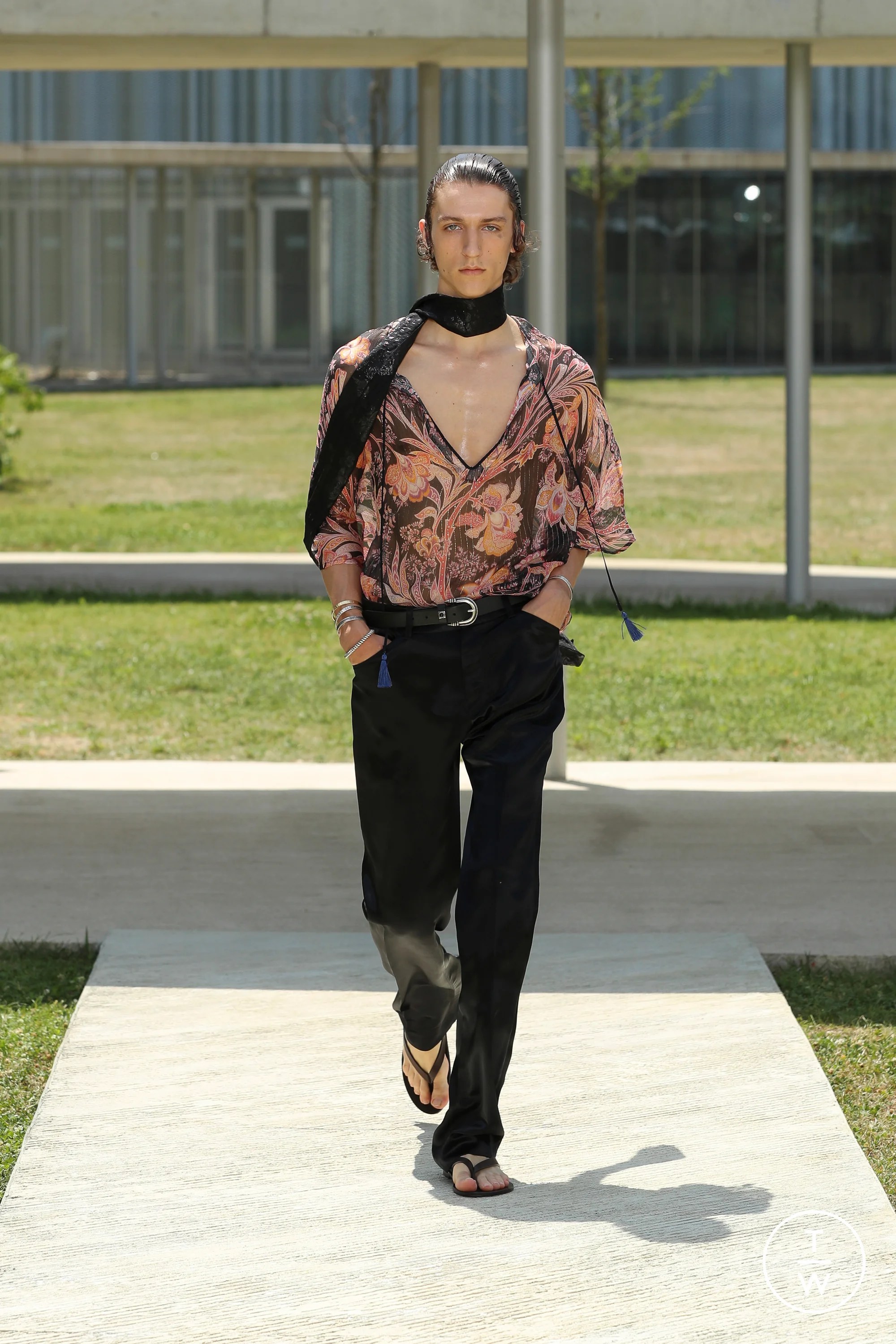 etro spring 2023 Etro Ss23 Menswear #52 - The Fashion Search Engine - Tagwalk