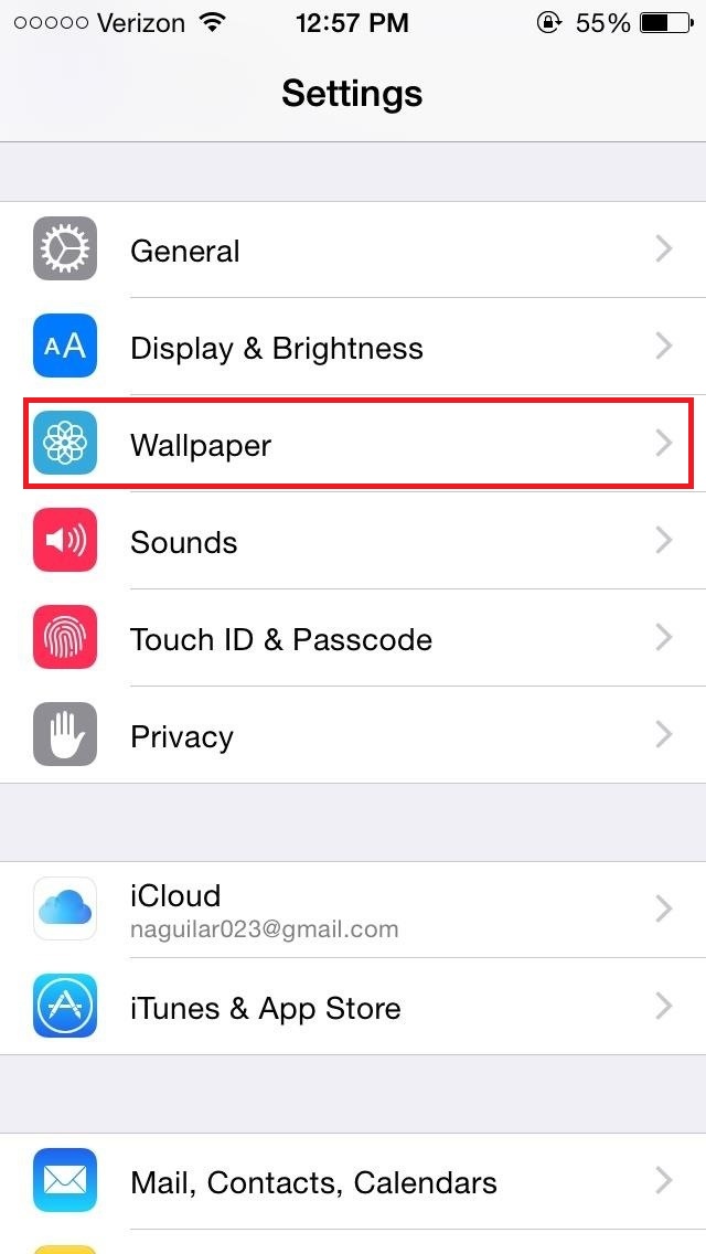 How To Change The IPhone Lock Screen