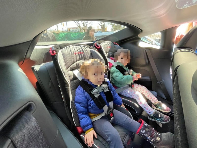 Here's The Tesla Model Y 7-Seater With Two Car Seats In The Third Row - Teslanorth.com