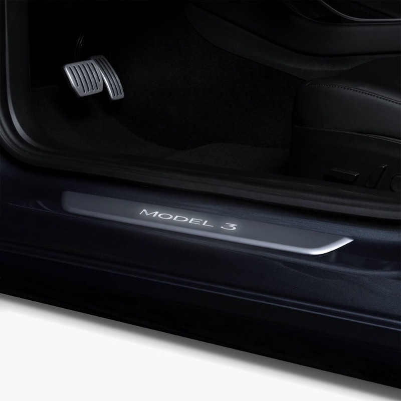 Tesla Model 3/Y Illuminated Door Sills Now Available in Canada, USA