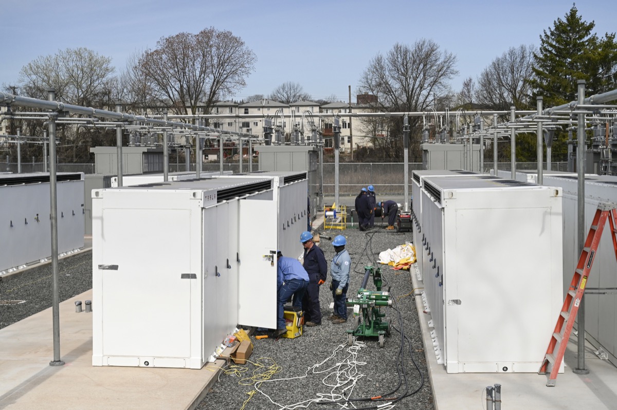 NYC’s Biggest Battery System with Tesla Megapacks to Launch Soon
