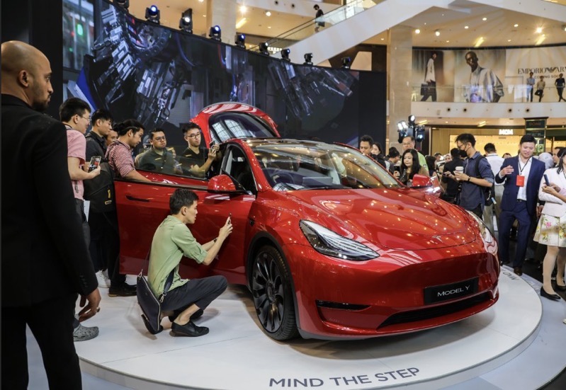 Tesla Launches in Malaysia with Model Y [VIDEO]