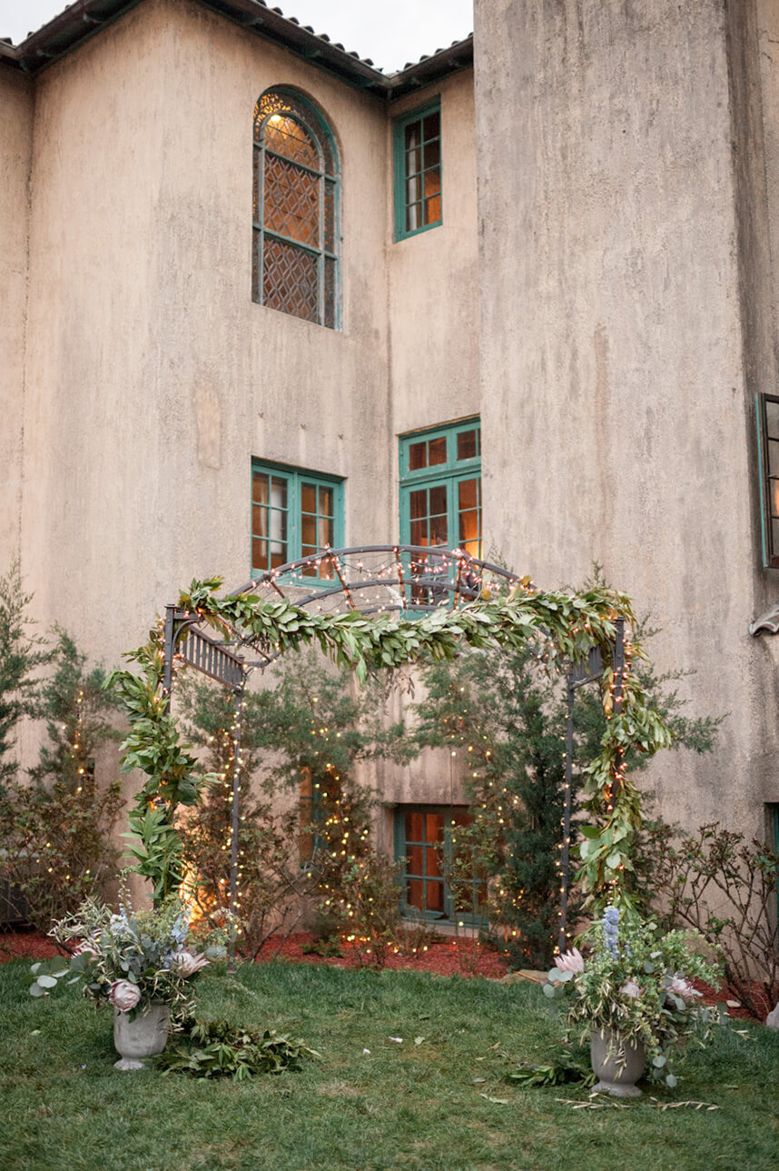 Oklahoma's Vintage Wedding Venue Dresser Mansion