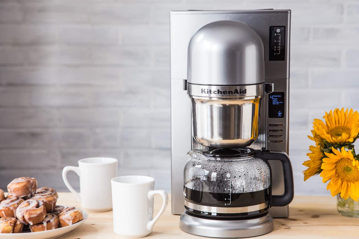 11 Best Pour Over Coffee Makers for Caffeine Addicts