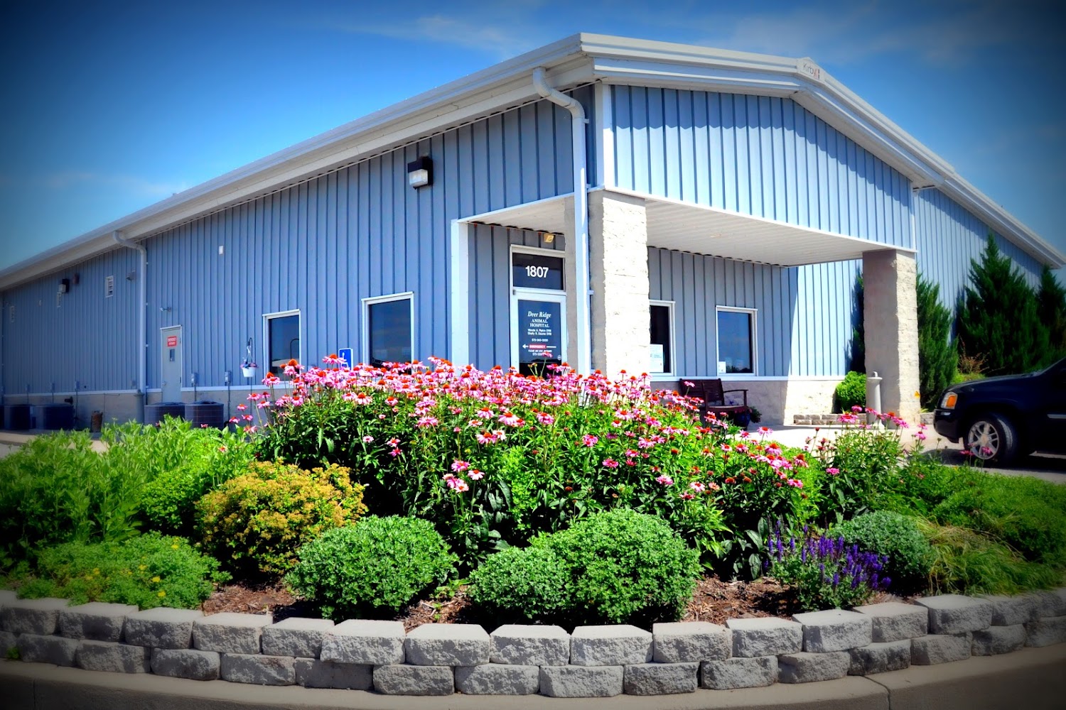 Deer Ridge Animal Hospital in Jackson, MO The County Office