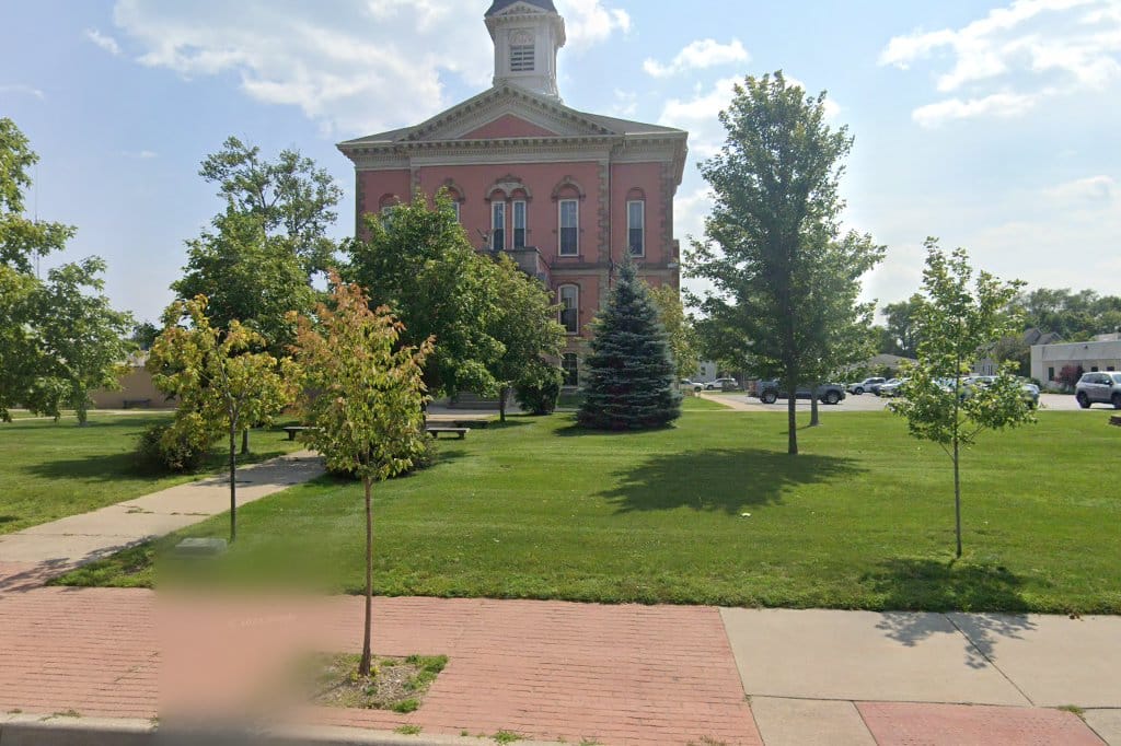 Courthouse in Menominee, MI Legal Aid