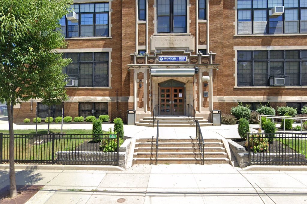 Public School in Newark, NJ - The County Office
