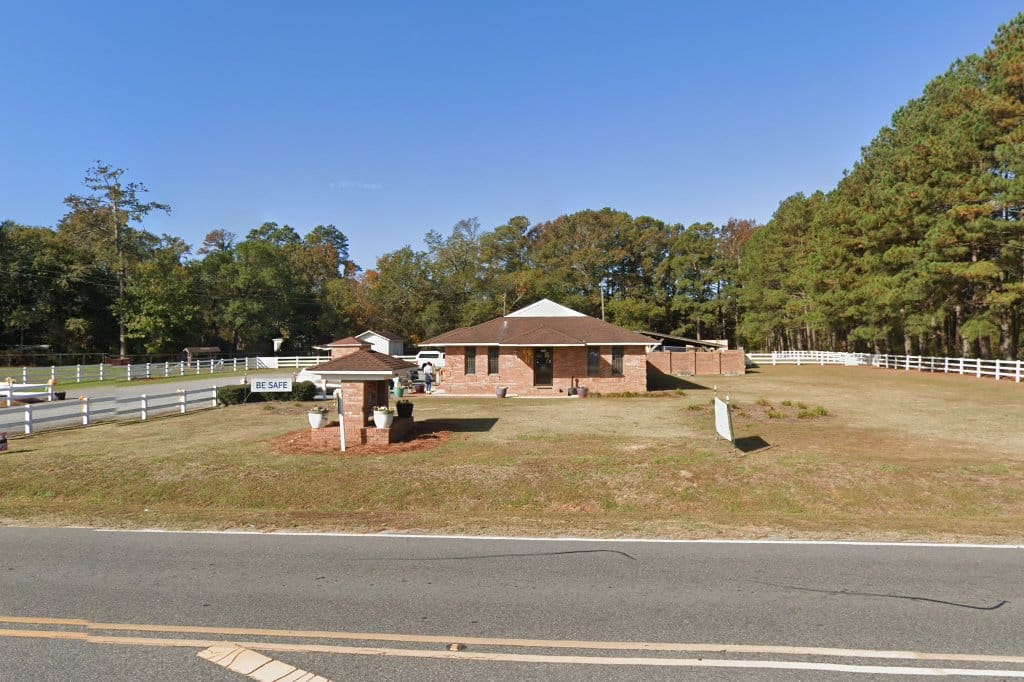 Baird's Animal Hospital in Lumberton, NC Find Paw Pal