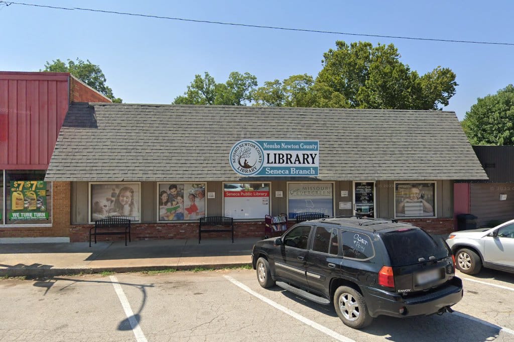 Neosho Newton County Library in Neosho, MO The County Office