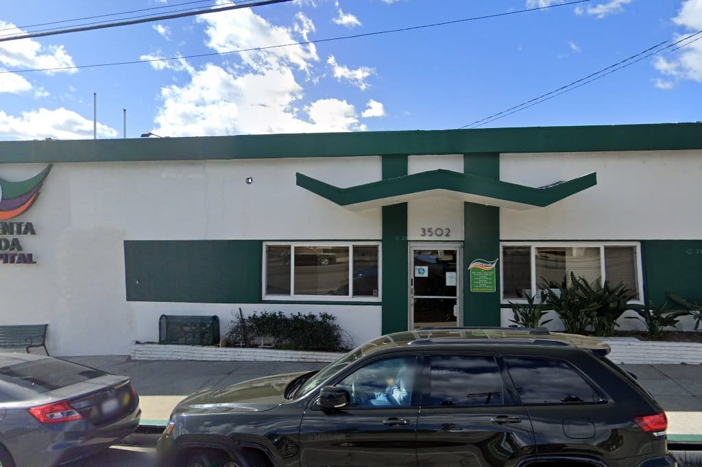 Big Tujunga Veterinary Hospital in Los Angeles, CA Find Paw Pal